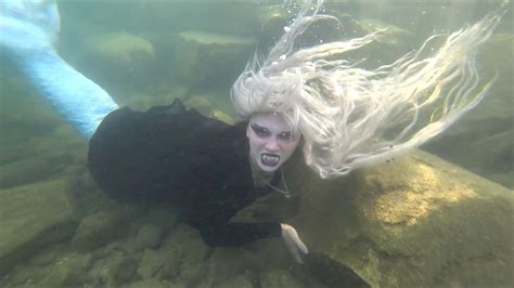 Mermaid Porn Videos .